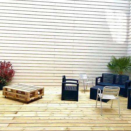 Duplex - Hyper Centre - Spacieux - Neuf Appartement *